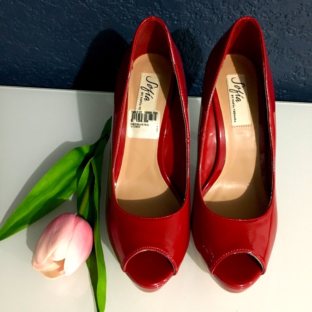 By Sophia Vergara, Elegant Red Peep Toe 4” heel. Like new!